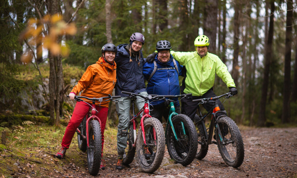 Fatbikeretkellä metsässä